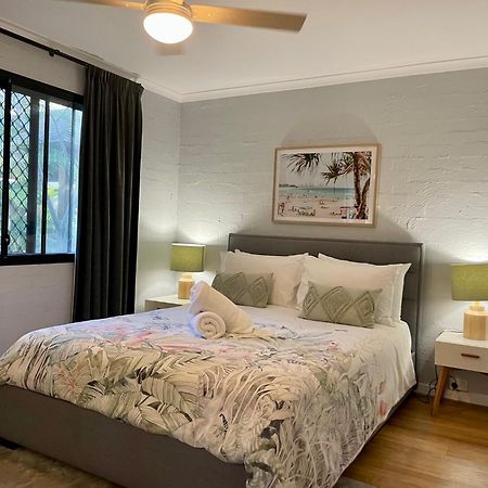 Burleigh Palms Holiday Apartments Gold Coast Esterno foto