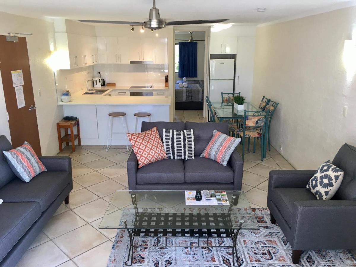 Burleigh Palms Holiday Apartments Gold Coast Esterno foto