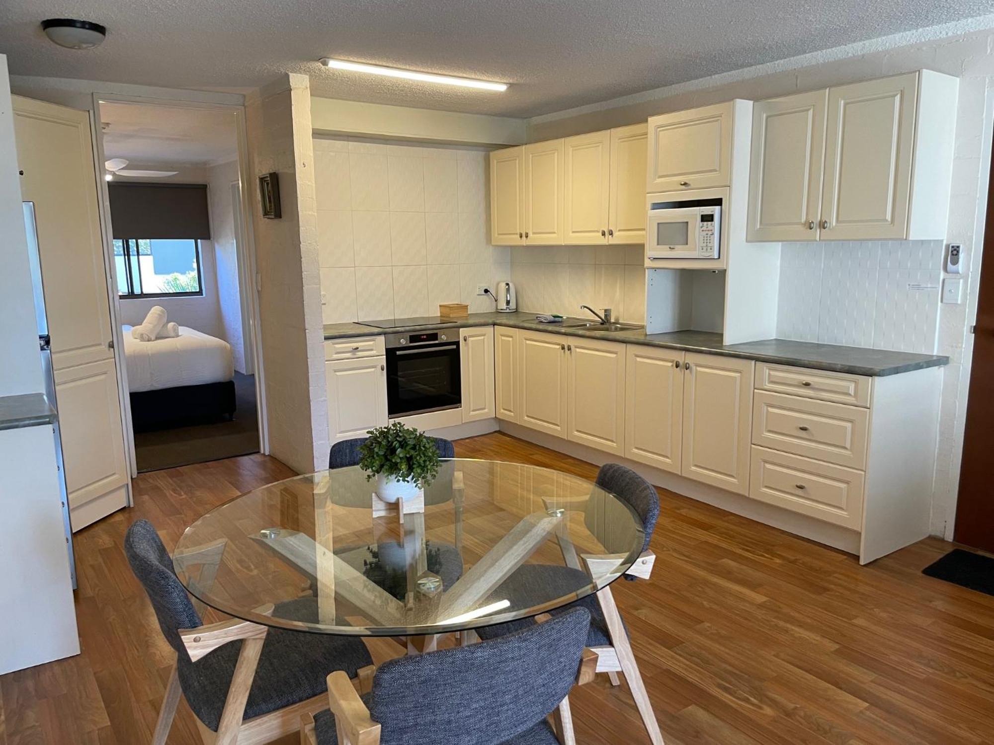 Burleigh Palms Holiday Apartments Gold Coast Esterno foto