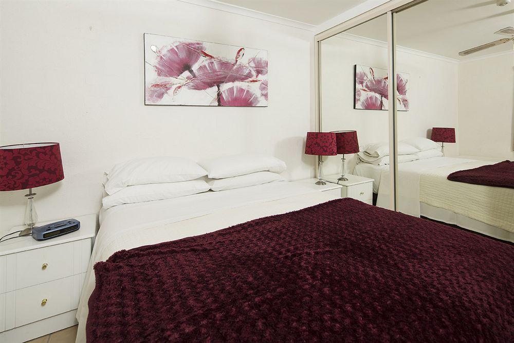 Burleigh Palms Holiday Apartments Gold Coast Esterno foto