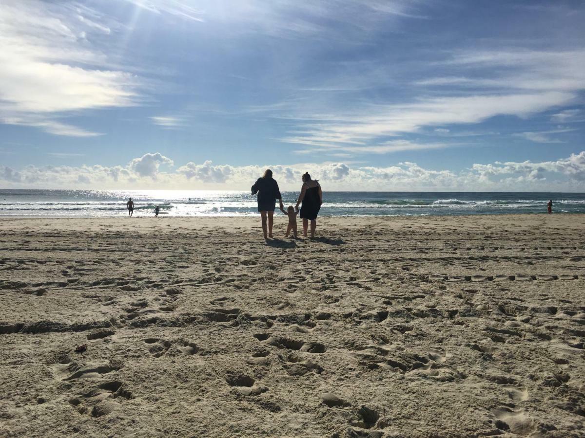 Burleigh Palms Holiday Apartments Gold Coast Esterno foto