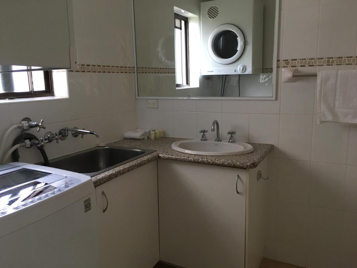 Burleigh Palms Holiday Apartments Gold Coast Esterno foto